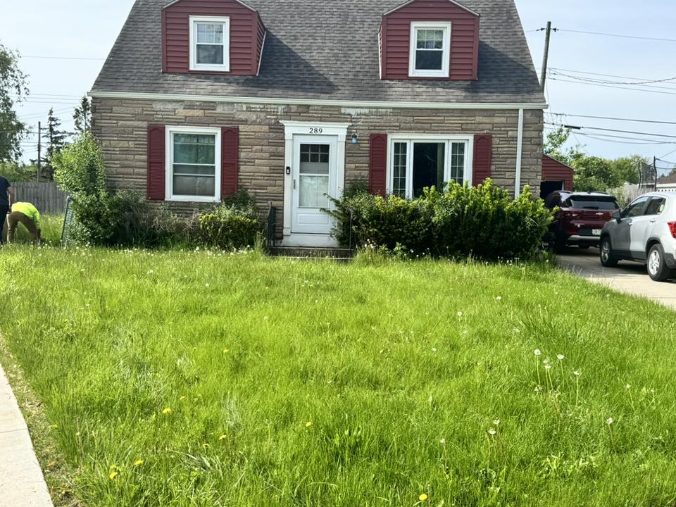 You are currently viewing Check out this before and after, brought to you by Calandra Landscaping and Snowplow!